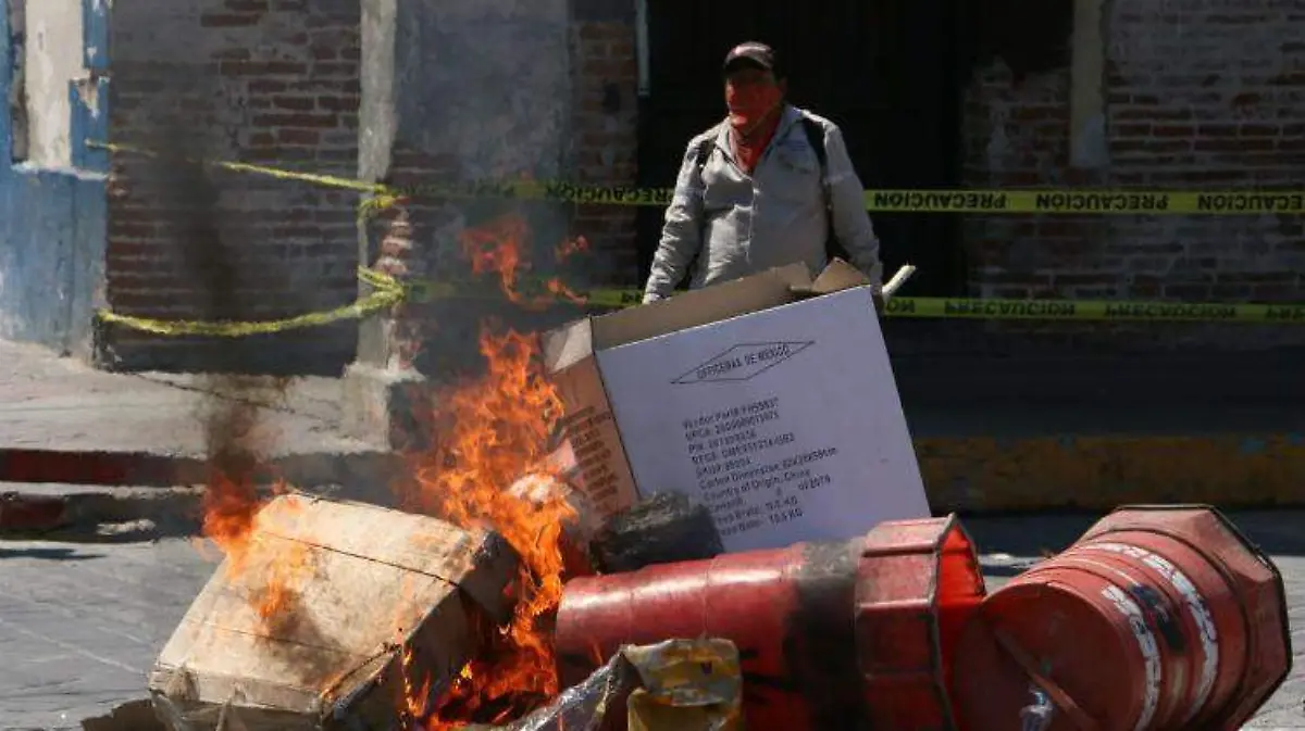 Violencia  tehuantepec Victor Castillo Stgo.2